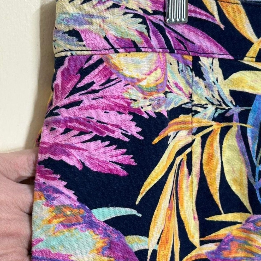 St John's Bay Skort Women 18 Blue Tropical Leaf Linen Blend Wrap Front Casual - Picture 3 of 7